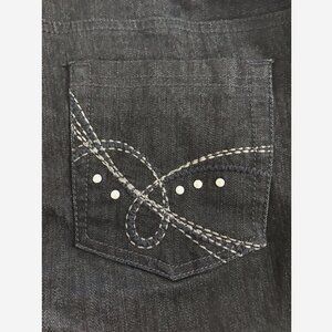 MOTHERHOOD Maternity Bling Jeans NWT Med Cropped Pants